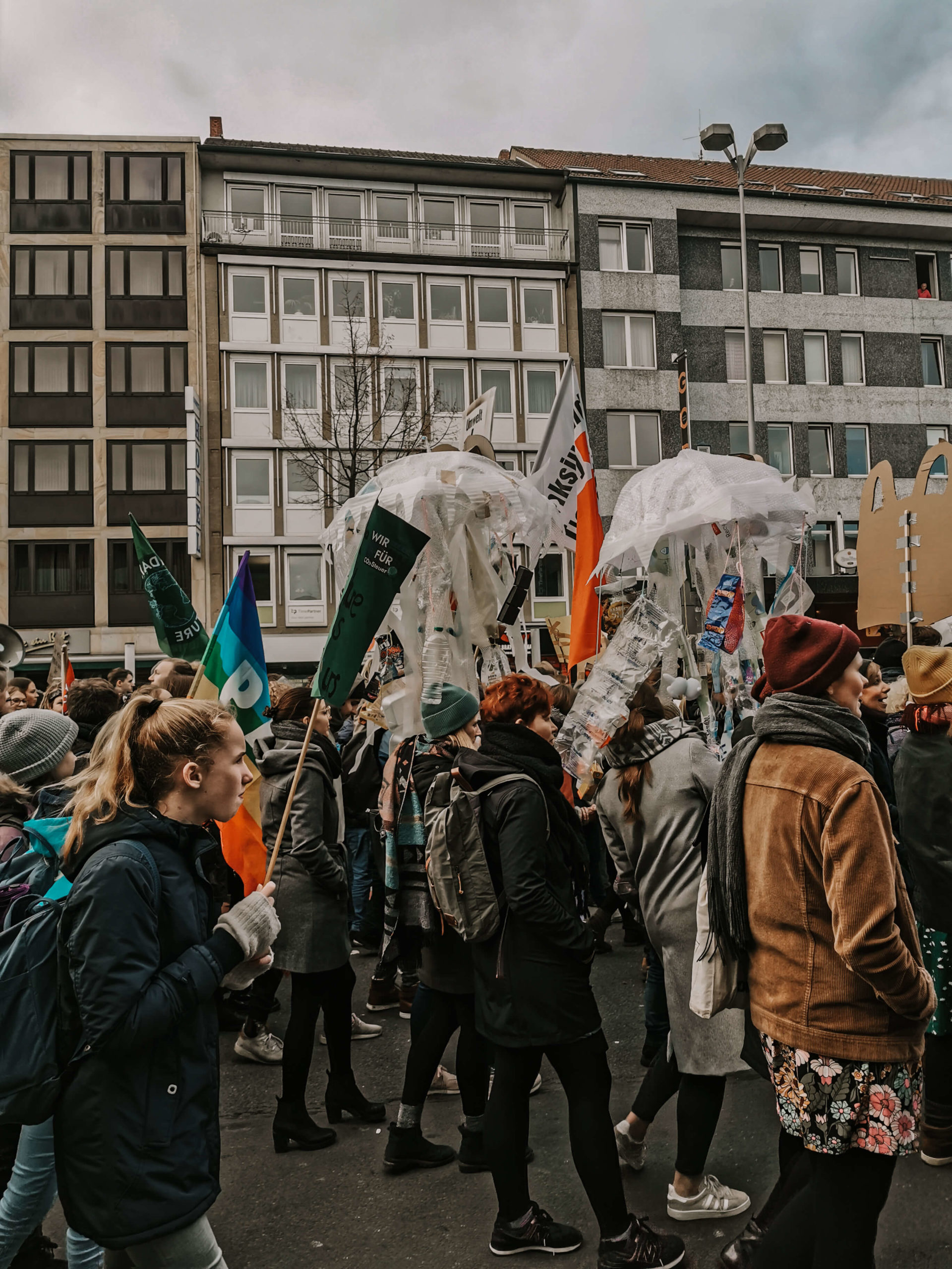 Olympiastadion Berlin, 12/06/2020 Olympia, 12062020 Olympia, Fridays for Future, Demokratie Event, 90.000 Bürger Olympiastadion, einhorn Olympiastadion