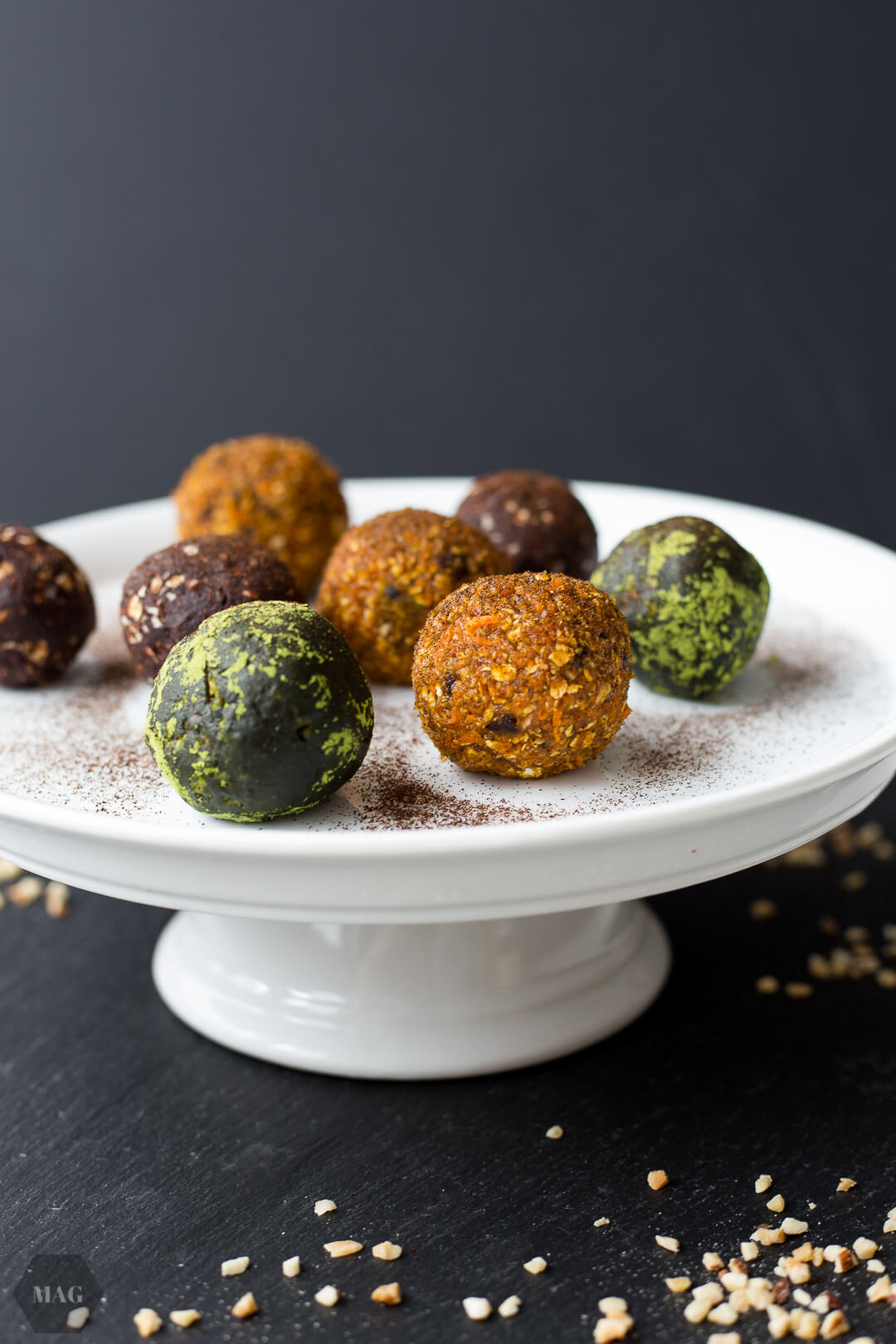 Energy Balls, Carrot Cake Bliss Balls, Bliss Balls vegan, Bliss Balls, Peanut Butter Bliss Balls, Matcha Vanilla Bliss Balls, 3 Bliss-Ball-Rezepte, Energiebällchen vegan, Energiebälle vegan, Bliss Ball Rezepte vegan, Bliss Balls Machta, Bliss Balls Ostern
