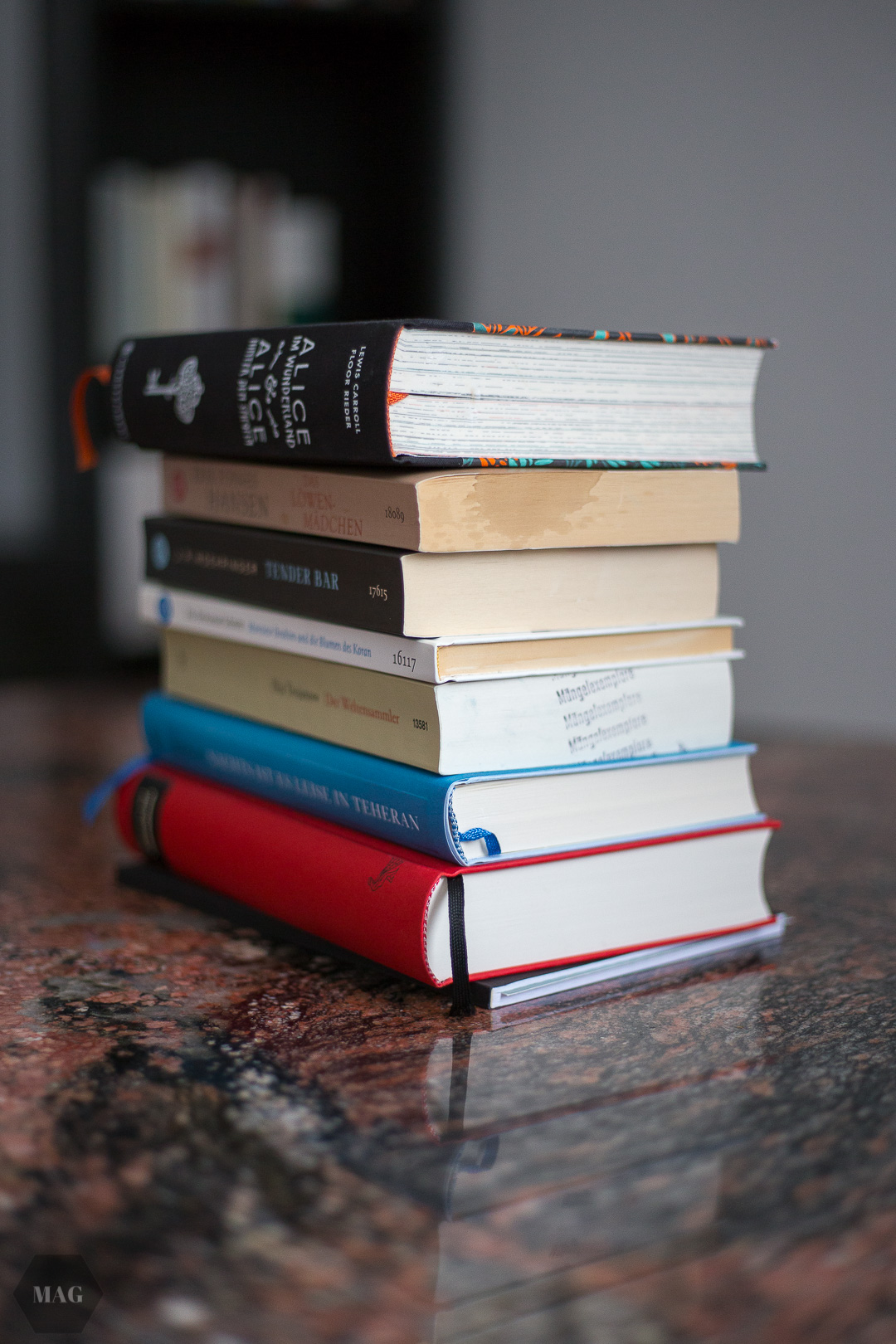 Bücher ausmisten, Ausmisten, Bücher weggeben, Bücher verschenken, Bücher reduzieren, Bücher, Bücher minimalisieren