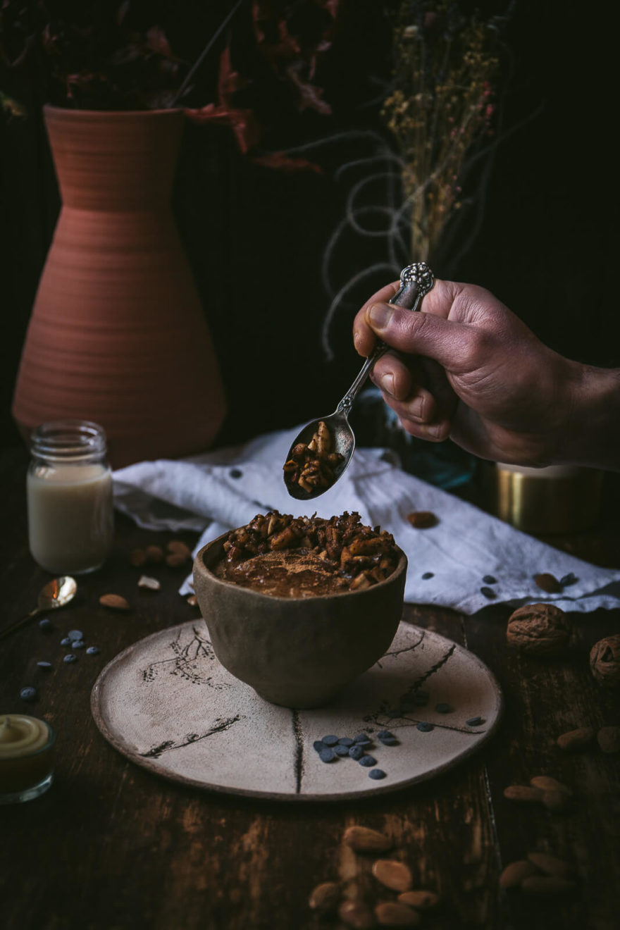 Dinkelgrießbrei mit Vanille und Apfel-Nuss-Topping - Mehr als Grünzeug