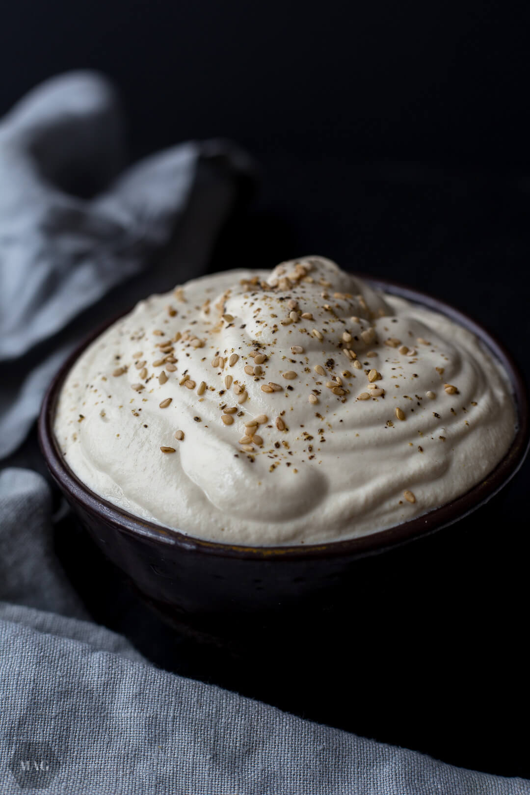 Vegane Sour Cream, Cashew-Dip selbstgemacht, Cashew-Dip vegan, Cashew Dip, Saure Sahne vegan ohne Soja, Saure Sahne vegan, Saure Sahne mit Cashews, Sour Cream selbstgemacht, einfacher Cashew-Dip, Dip mit Cashews, Cashew Dip Frischkäse