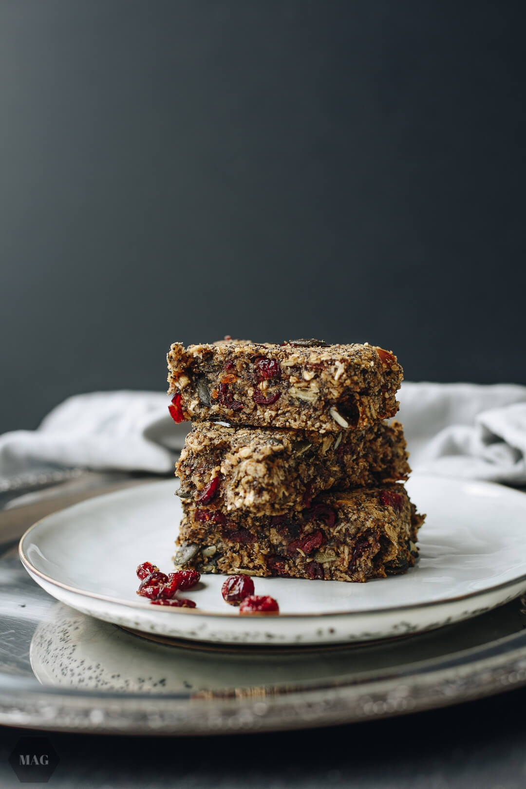 müsliriegel vegan, müliriegel vegan gesund, müsliriegel mit cranberries, müsliriegel haferflocken vegan, müsliriegel kürbiskerne vegan, müsliriegel selbstgemacht rezept, müsliriegel vegan selbstgemacht, müsliriegel mit mohn, müsliriegel mit ganz viel mohn