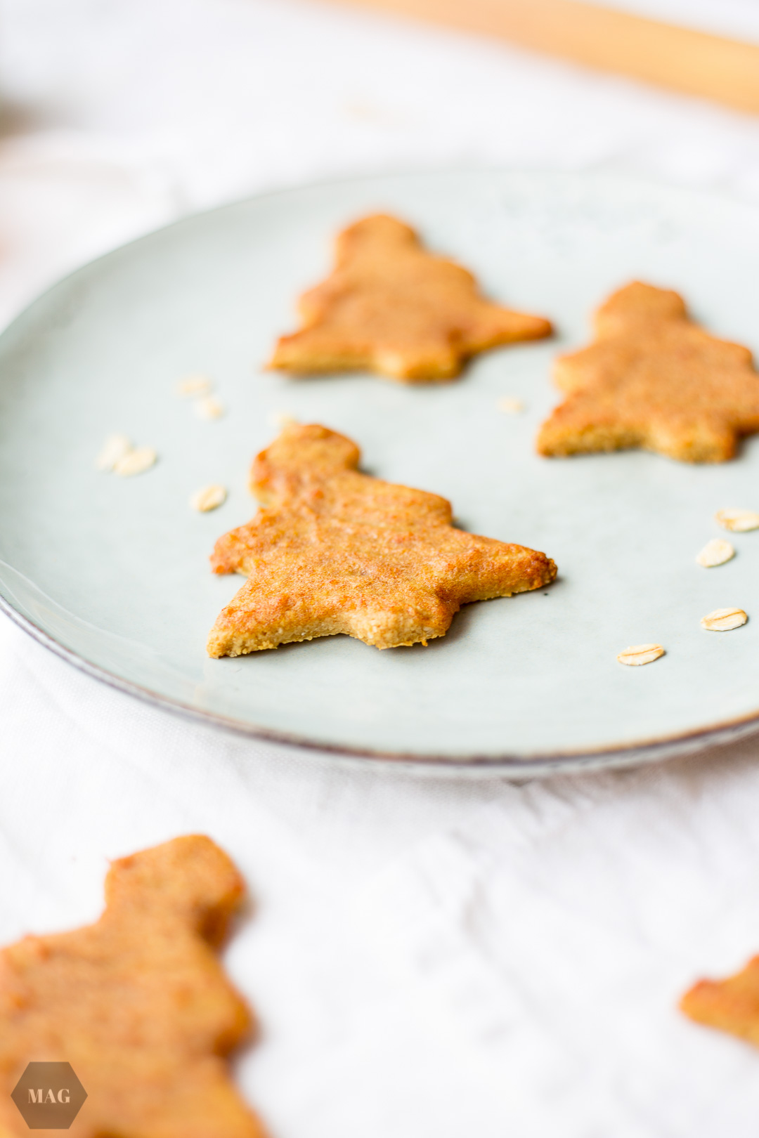 hafer-tannenbäume, haferkekse, weihnachtskekse, vegane kekse, grundrezept kekse, ausstechkekse
