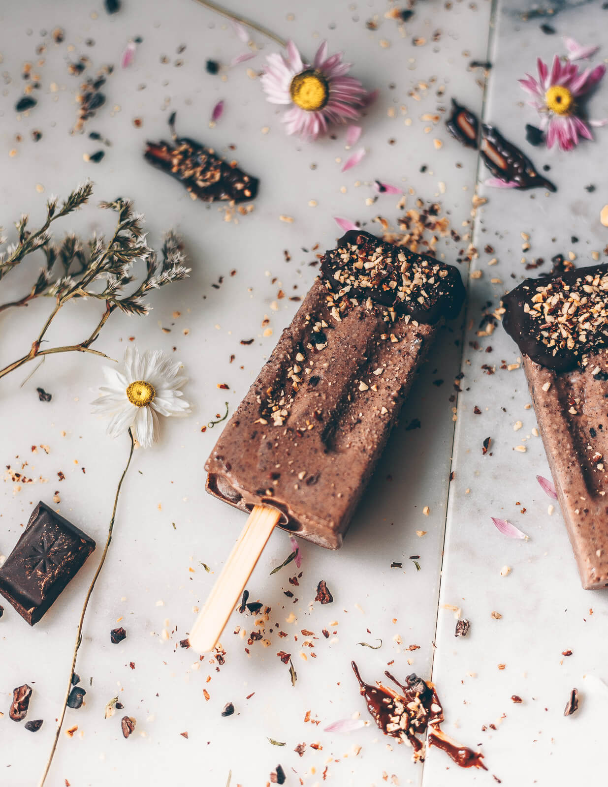 Schoko-Haselnuss-Popsicles - Mehr als Grünzeug