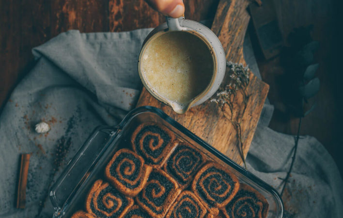 Mohnschnecken, Mohn-Quark-Schnecken, Mohnschnecken vegan, Mohnschnecken mit Quark vegan, vegan backen, vegan Teigschnecken, Quarkschnecken vegan, vegan backen leicht