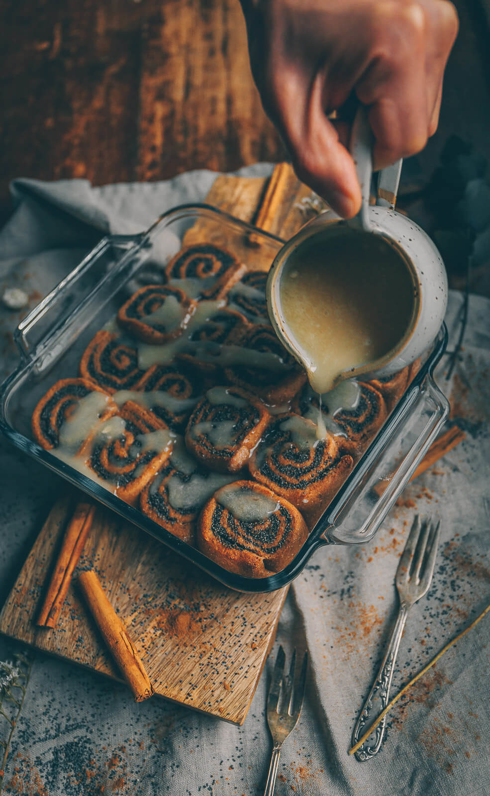 Mohnschnecken, Mohn-Quark-Schnecken, Mohnschnecken vegan, Mohnschnecken mit Quark vegan, vegan backen, vegan Teigschnecken, Quarkschnecken vegan, vegan backen leicht