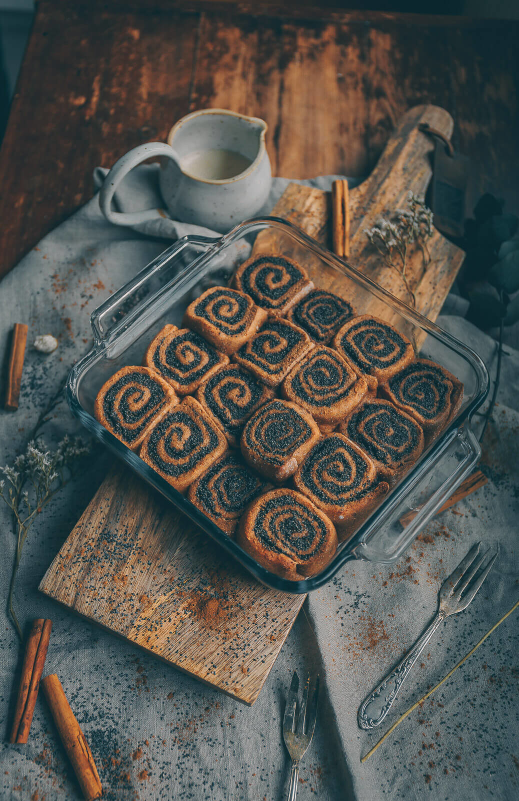 Mohnschnecken, Mohn-Quark-Schnecken, Mohnschnecken vegan, Mohnschnecken mit Quark vegan, vegan backen, vegan Teigschnecken, Quarkschnecken vegan, vegan backen leicht