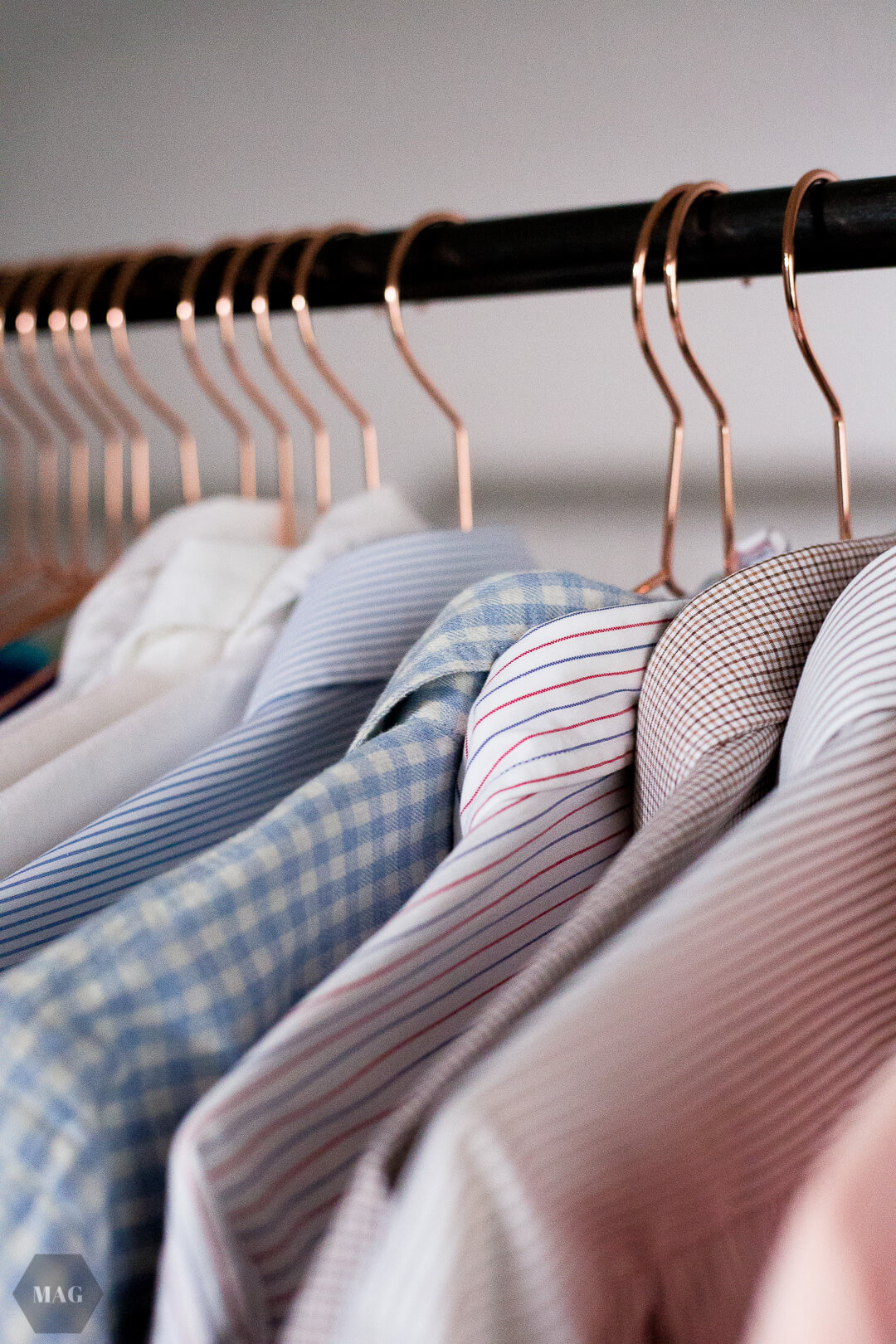 kleidung aussortieren, nachhaltig kleidung aussortieren, wie kleidung aussortieren, kleidung spenden, kleidung minimalisieren, capsule wardrobe, tipps capsule wardrobe, tipps kleidung minimalisieren, weniger kleidung im schrank, capsule wardrobe tipps