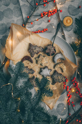 Schoko-Kekse, Schokoladenkekse vegan, vegane Kekse, vegane Weihnachtskekse, vegane Kekse ausstechen, vegane Cookies, vegane Ausstechkekse, vegane Plätzchen, Schoko Plätzchen vegan