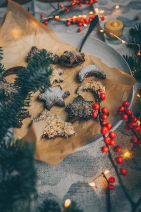 Schoko-Kekse, Schokoladenkekse vegan, vegane Kekse, vegane Weihnachtskekse, vegane Kekse ausstechen, vegane Cookies, vegane Ausstechkekse, vegane Plätzchen, Schoko Plätzchen vegan