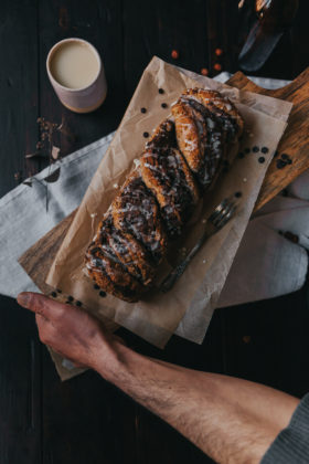 Schoko-Nuss-Zopf, Schoko Nuss Zopf, backen ohne Hefe, Hefezopf ohne Hefe, Zopf Ostern ohne Hefe, Nusszopf vegan, vegan backen Nusszopf, vegan Rezept schokozopf, Nusszopf vegan, Osterzopf vegan backen