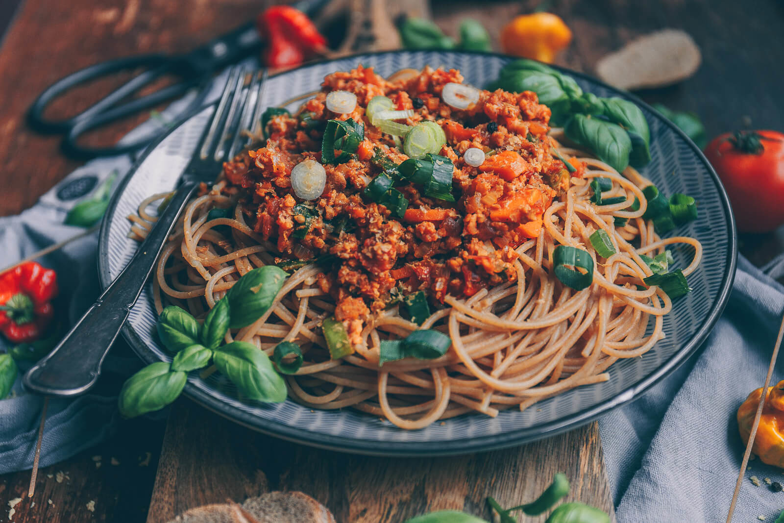 Spaghetti mit Bolognese, Bolognese vegan, Bolo vegan Rezept, vegane Bolognese Rezept, Spaghetti mit veganer Bolognese Rezept, Rezept vegane Nudelsoße, Vegane Rezepte, veganer Blog