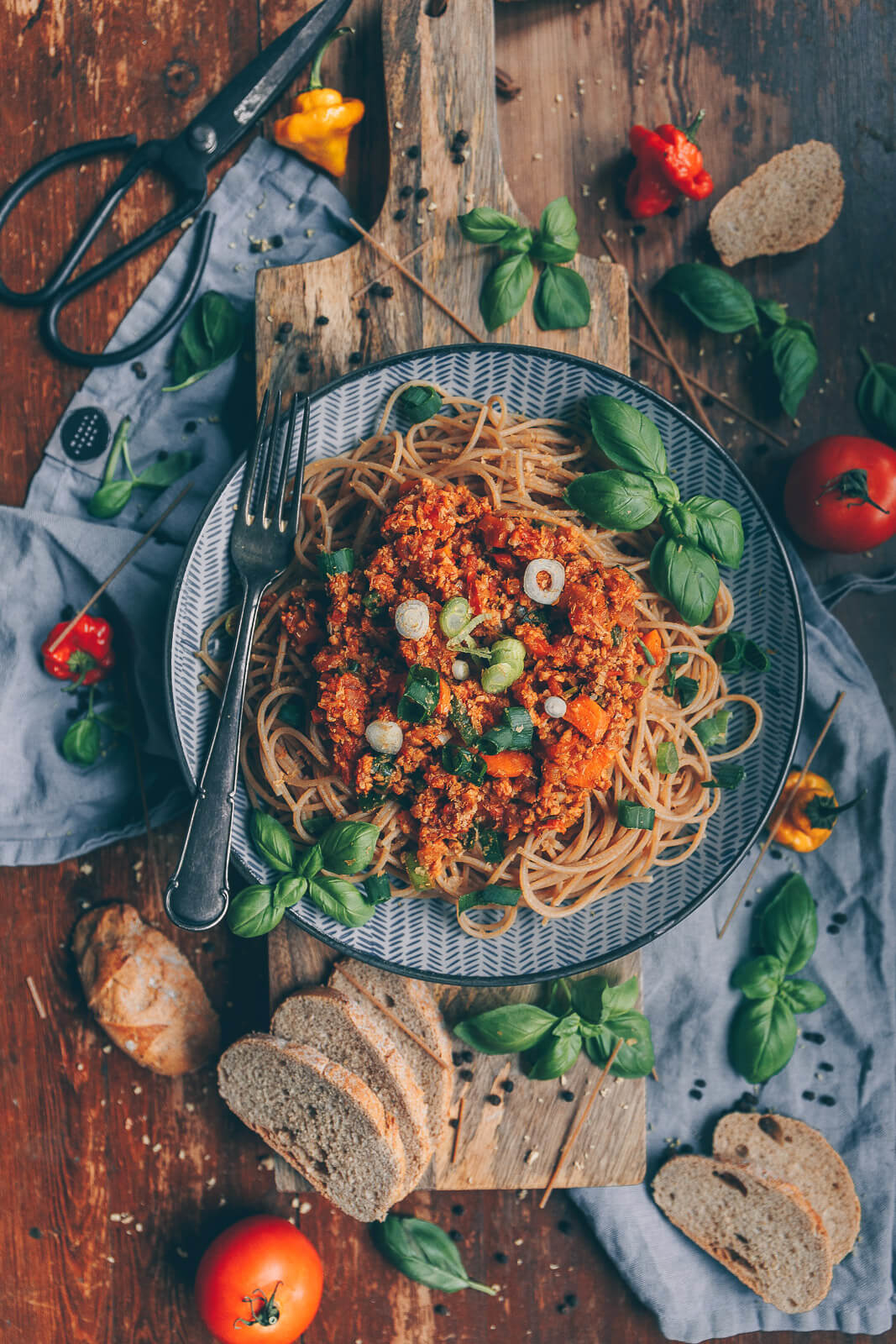 Spaghetti mit Bolognese, Bolognese vegan, Bolo vegan Rezept, vegane Bolognese Rezept, Spaghetti mit veganer Bolognese Rezept, Rezept vegane Nudelsoße, Vegane Rezepte, veganer Blog