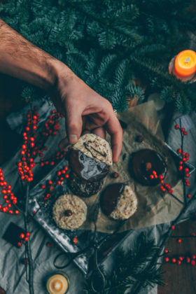 Spekulatiuskekse mit Haselnüssen, Spekulatiuskekse, Weihnachtskekse vegan, vegane Weihnachtsbäckerei, Vergabe Kekse Rezept, Rezept vegan Weihnachtskekse, Kekse Weihnachten Rezept vegan, vegane Cookies, Cookies mit Haselnüssen vegan, Spekulatius-Kekse