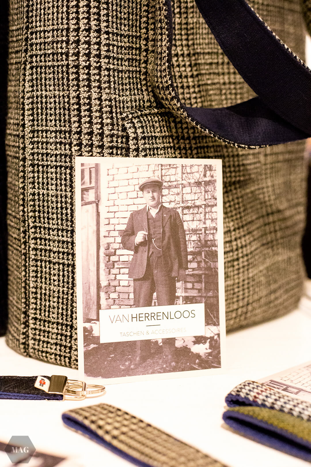 super-weihnachts-markt, designmarkt, kunstmarkt, dawanda markt, köln barthonia showroom, weihnachtsmarkt, weihnachtsgeschenke kaufen köln