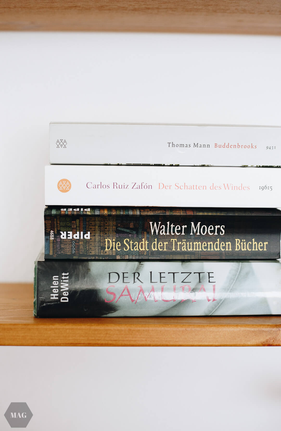 Vida_Wood, Vidawood Berlin, vidawood, Bücher, Lieblingsbücher, nachhaltige Regale, Bücherregal, Recyclete Regale, Regale aus Berlin, Manufaktur Regale, Manufaktur Berlin, Vidawood Etsy