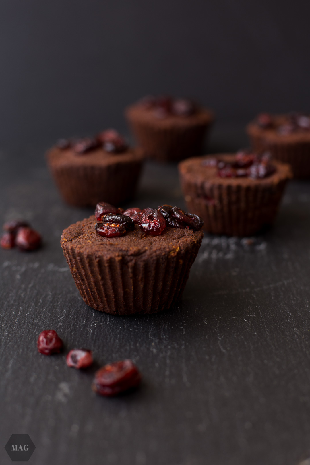 Walnuss-Brownie-Muffins, Bio Walnuss Protein, Raab Vitalfood, Nuss Muffins, vegane Nuss-Muffins, Walnuss Eiweiß, Bio Walnuss Eiweiß
