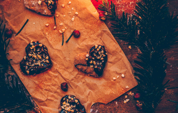 Haselnuss kekse, Haselnusskekse, Haselnuss Ausstecherle, Haselnusskekse, Haselnuss Kekse vegan, vegan Ausstecherle, vegane Kekse, Kekse vegan Nuss, Nusskekse vegan, Nusskekse Haselnuss, Cookies Weihnachten vegan, Weihnachtskekse vegan, Weihnachtskekse mit Nuss, nussige Kekse, Weihnachtskekse vegan Haselnuss