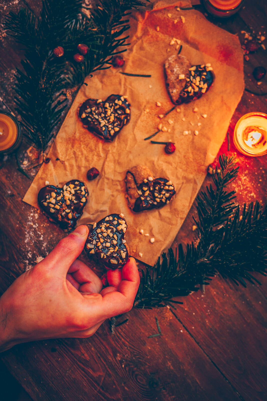 Haselnuss kekse, Haselnusskekse, Haselnuss Ausstecherle, Haselnusskekse, Haselnuss Kekse vegan, vegan Ausstecherle, vegane Kekse, Kekse vegan Nuss, Nusskekse vegan, Nusskekse Haselnuss, Cookies Weihnachten vegan, Weihnachtskekse vegan, Weihnachtskekse mit Nuss, nussige Kekse, Weihnachtskekse vegan Haselnuss