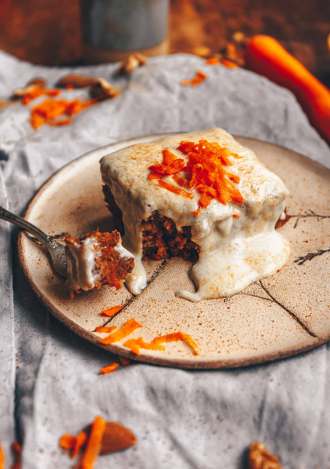 Karottenkuchen, Möhrenkuchen einfach, Kuchen Ostern vegan, Kuchen Ostern Karotten, Kuchen Möhren Ostern vegan, veganer Karottenkuchen Ostern, veganer Kuchen Ostern, Kuchen vegan Karotten Ostern, einfacher Möhrenkuchen vegan, Karottenkuchen vegan einfach