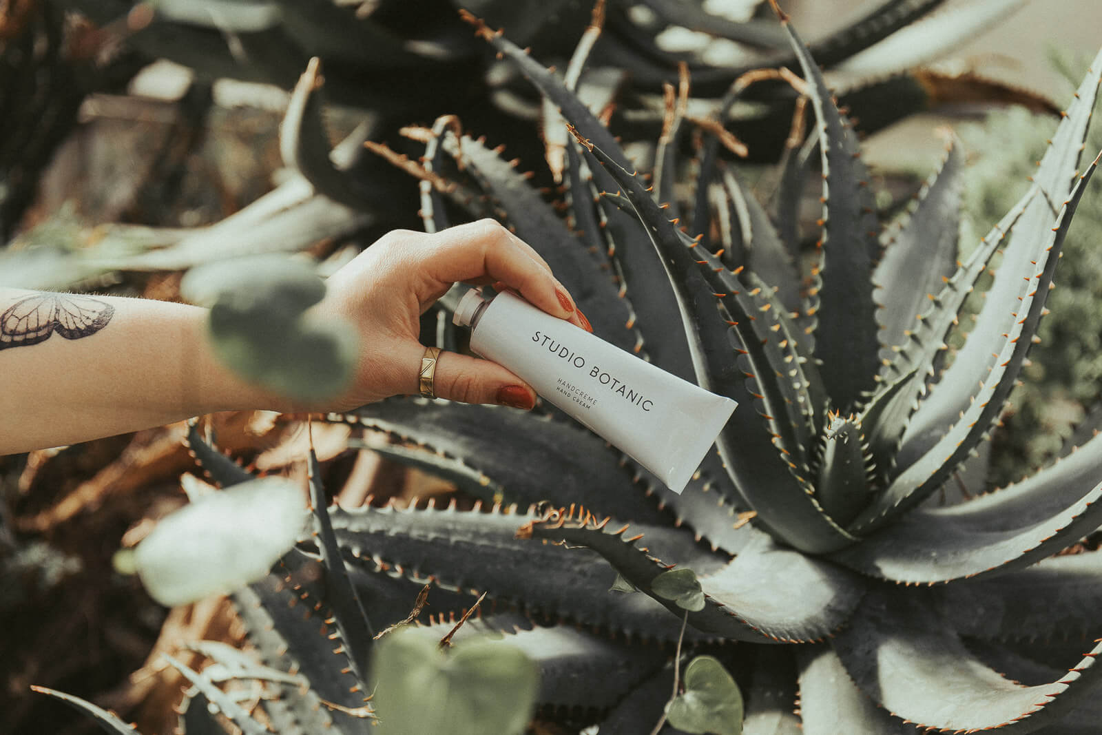 Studio Botanic, Naturkosmetik, natürliche Kosmetik, Naturkosmetik vegan, Öko Kosmetik, Öko Blogger, Eco Blogger, nachhaltige Kosmetik, nachhaltige Pflege für die Haut, nachhaltige Creme, Creme vegan nachhaltig, Creme Gesicht öko