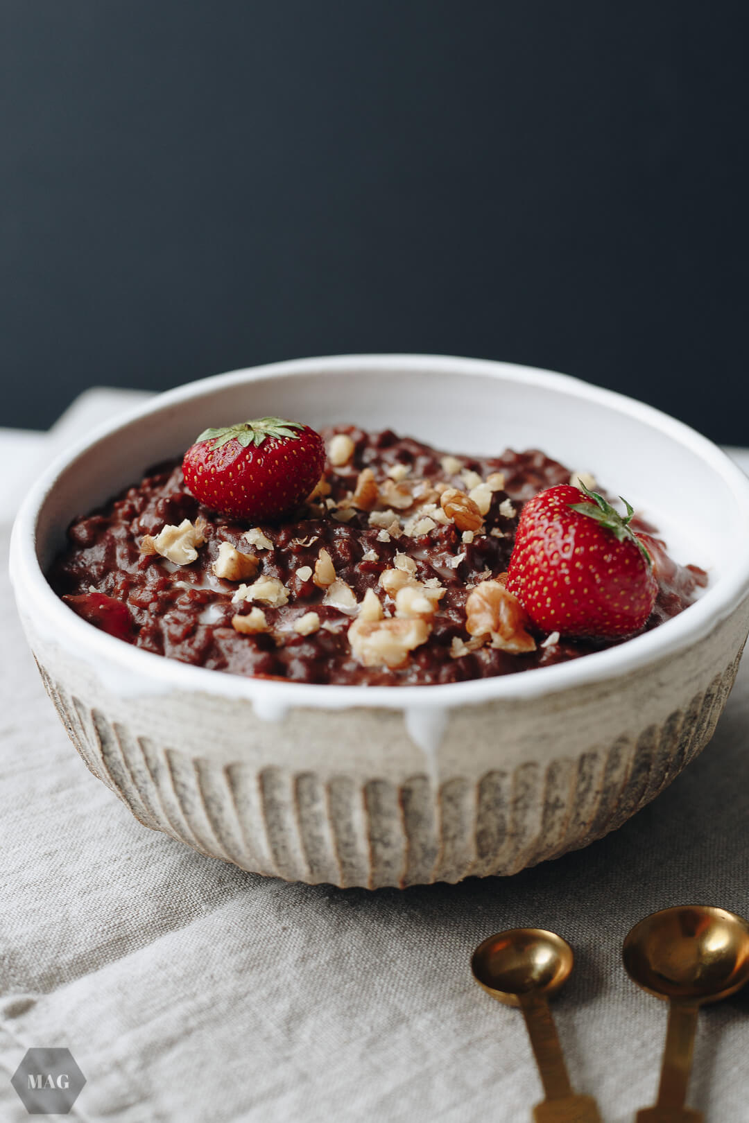 veganer schokomilchreis, schokomilchreis, milchreis vegan, milchreis, milchreis mit erdbeeren, erdbeer milchreis vegan, milchreis vegan selber machen, veganer milchreis, veganer schokomilchreis