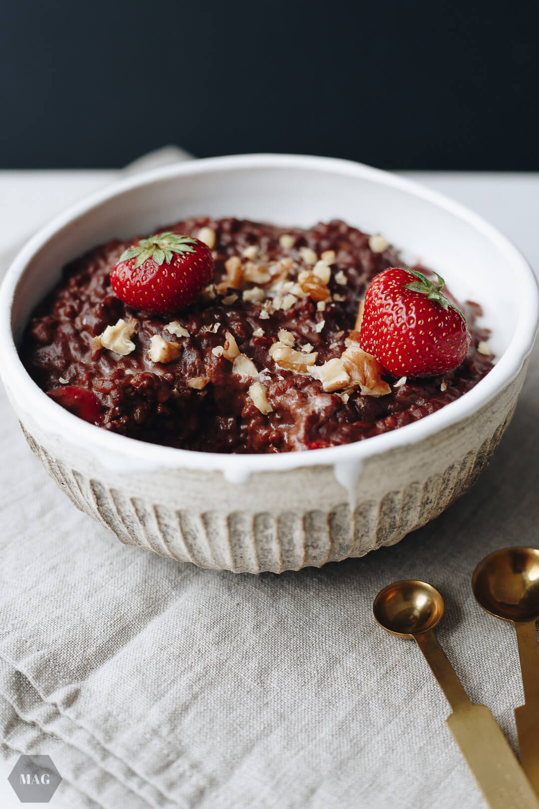 veganer schokomilchreis, schokomilchreis, milchreis vegan, milchreis, milchreis mit erdbeeren, erdbeer milchreis vegan, milchreis vegan selber machen, veganer milchreis, veganer schokomilchreis