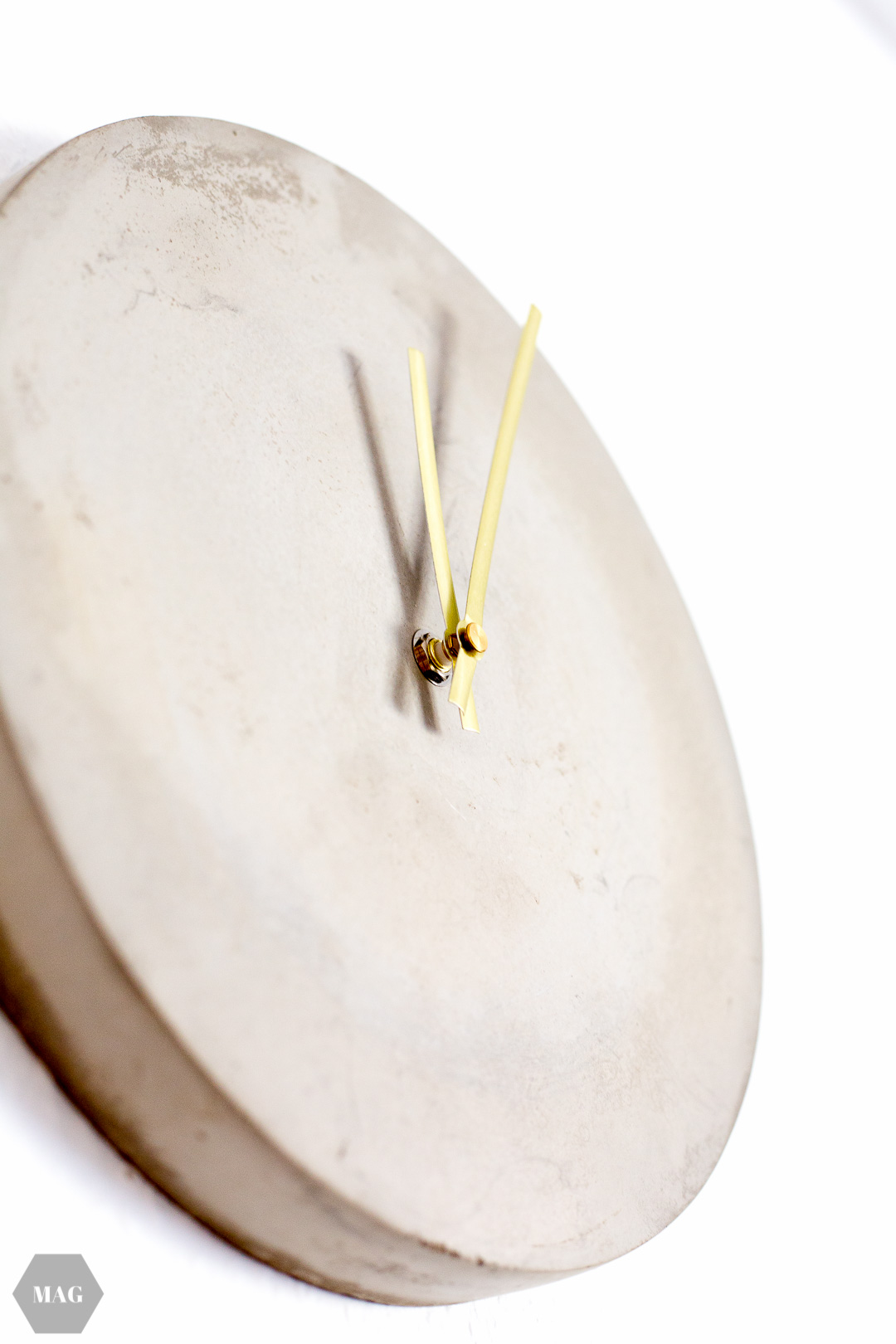 Ästhetikliebe und Selbstgeißelung, Designliebe, Ist Ästhetikliebe schlecht?, Ästhetik schlechtes Gewissen, Designmöbel schlechtes Gewissen, Minimalismus und Ästhetik, Minimalismus und neu kaufen